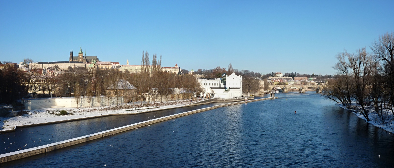 Praha prosinec 09 (25)_panorama